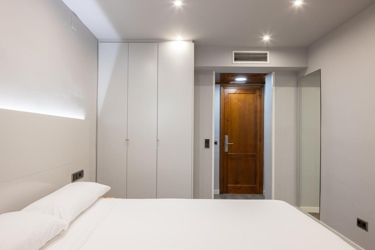 Hotel Restaurant Sol I VI Lavern Екстер'єр фото