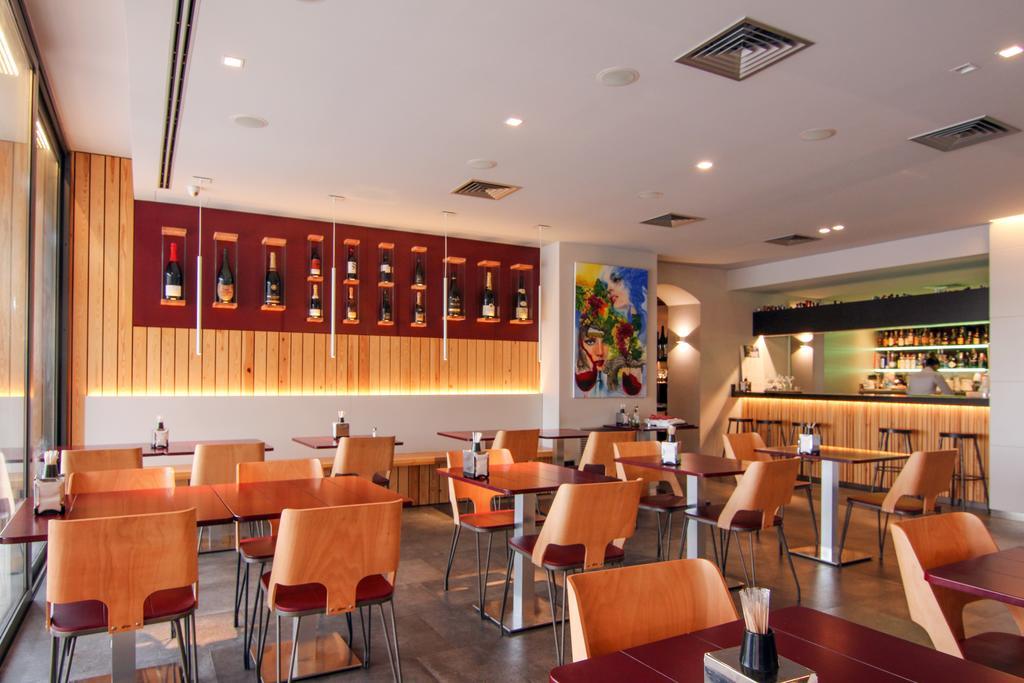 Hotel Restaurant Sol I VI Lavern Екстер'єр фото