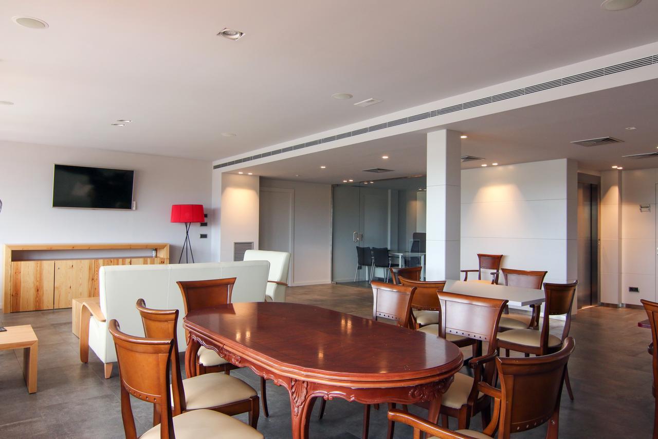 Hotel Restaurant Sol I VI Lavern Екстер'єр фото