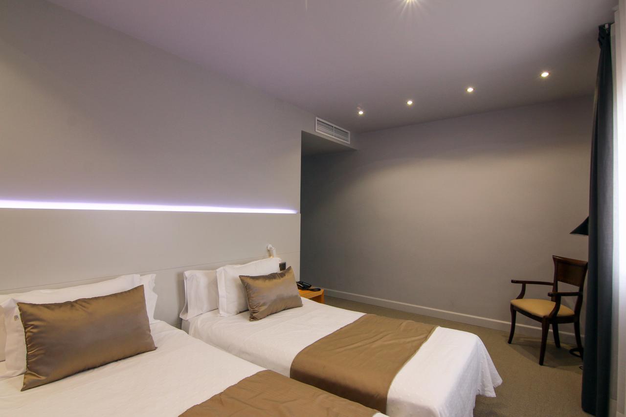 Hotel Restaurant Sol I VI Lavern Екстер'єр фото
