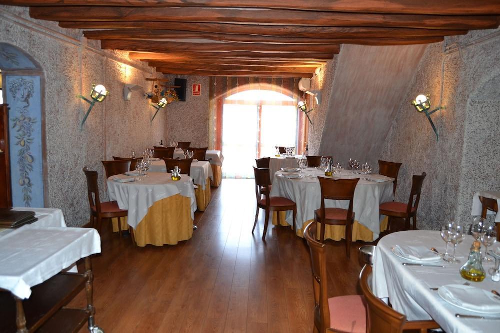 Hotel Restaurant Sol I VI Lavern Екстер'єр фото